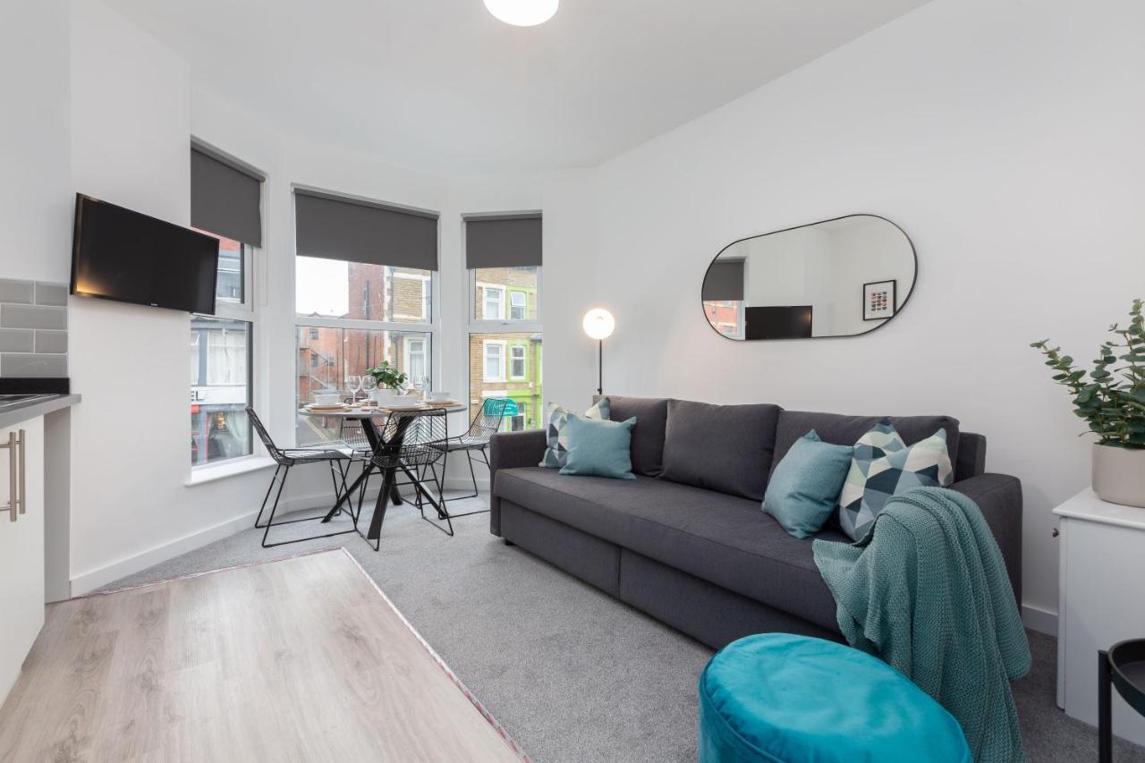 Charles Alexander Short Stay - Charnley House Apartments Блэкпул Экстерьер фото