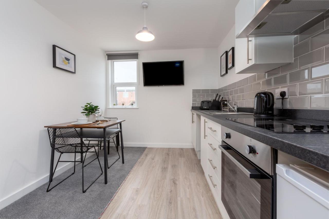Charles Alexander Short Stay - Charnley House Apartments Блэкпул Экстерьер фото