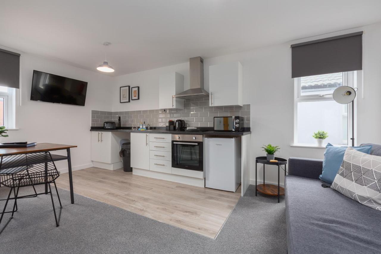 Charles Alexander Short Stay - Charnley House Apartments Блэкпул Экстерьер фото
